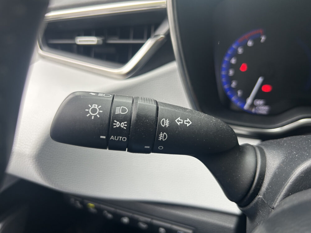 57073272-toyota-corolla-touring-sports-2020