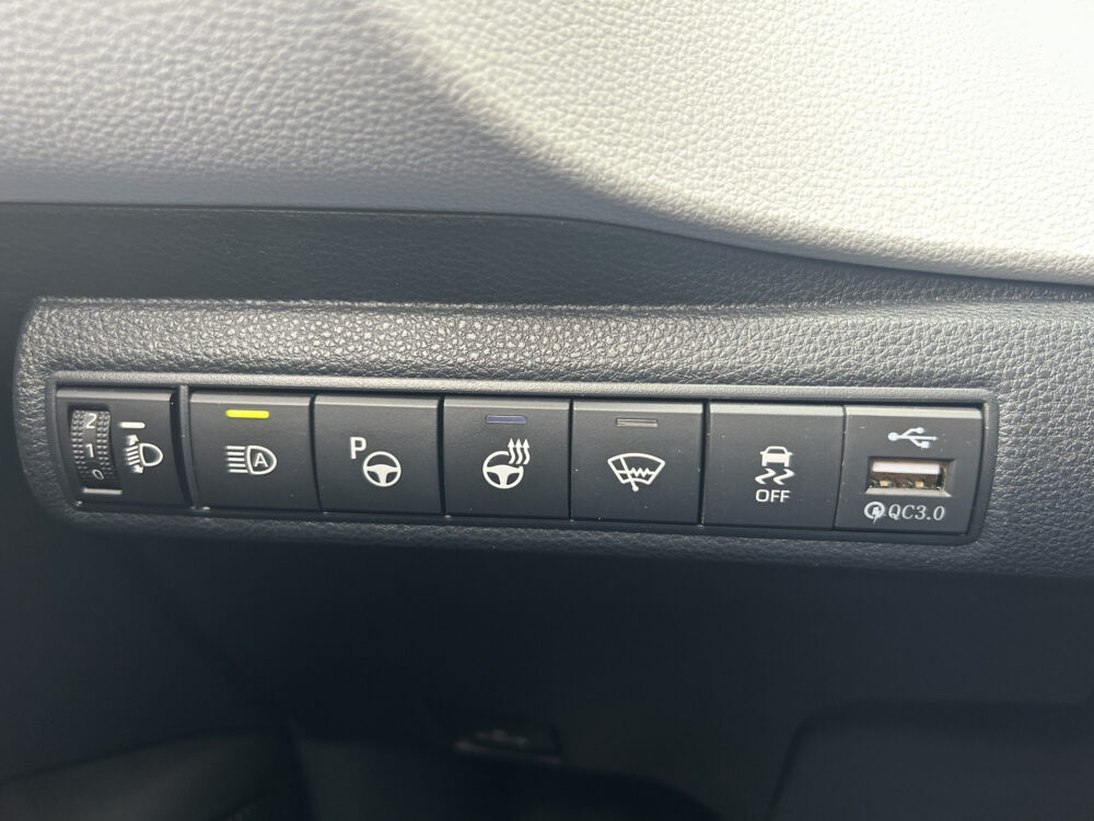 57073272-toyota-corolla-touring-sports-2020