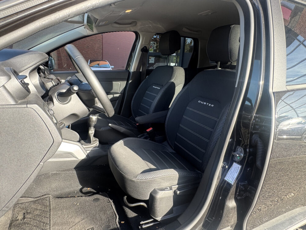 57132924-dacia-duster-2019