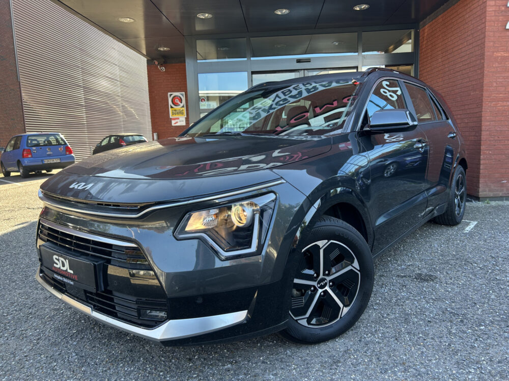 57172450-kia-niro-2023