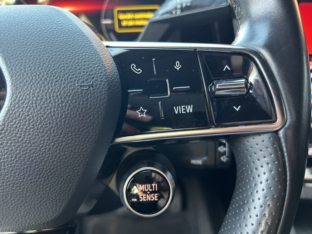 57182069-renault-megane-2022