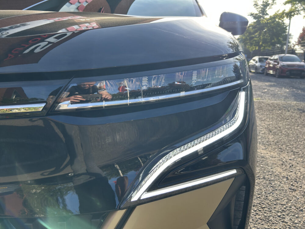 57182069-renault-megane-2022