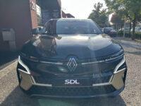 57182069-renault-megane-2022