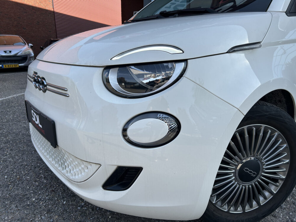 57199643-fiat-500-2023