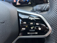 57199992-volkswagen-golf-2022