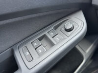 57199992-volkswagen-golf-2022