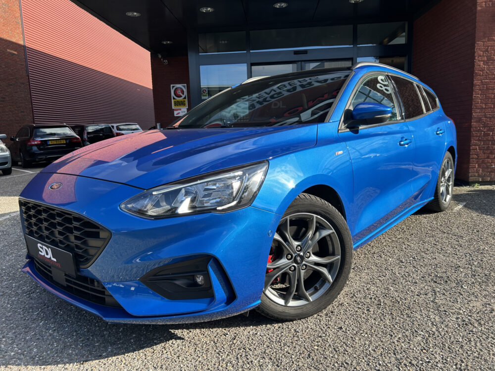 57208106-ford-focus-wagon-2020