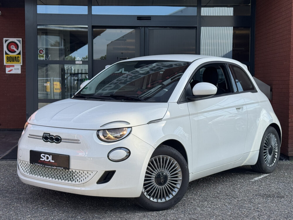 57228598-fiat-500-2023