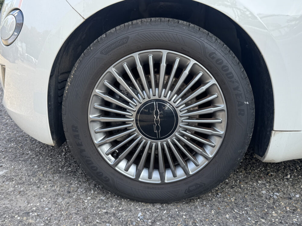 57228598-fiat-500-2023