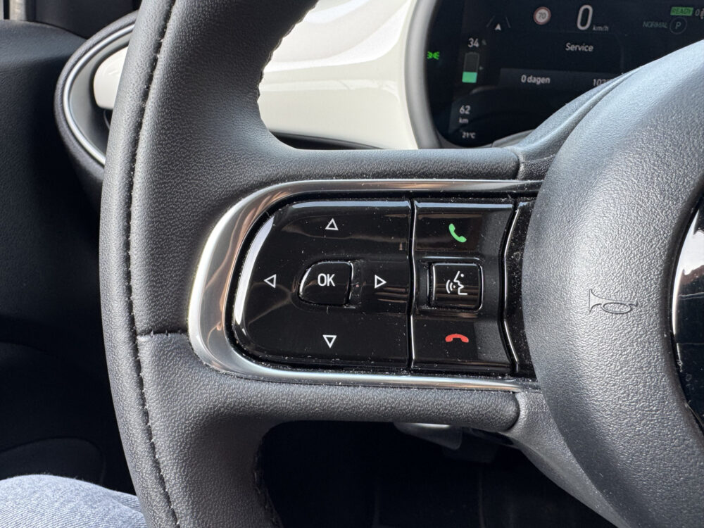 57228598-fiat-500-2023