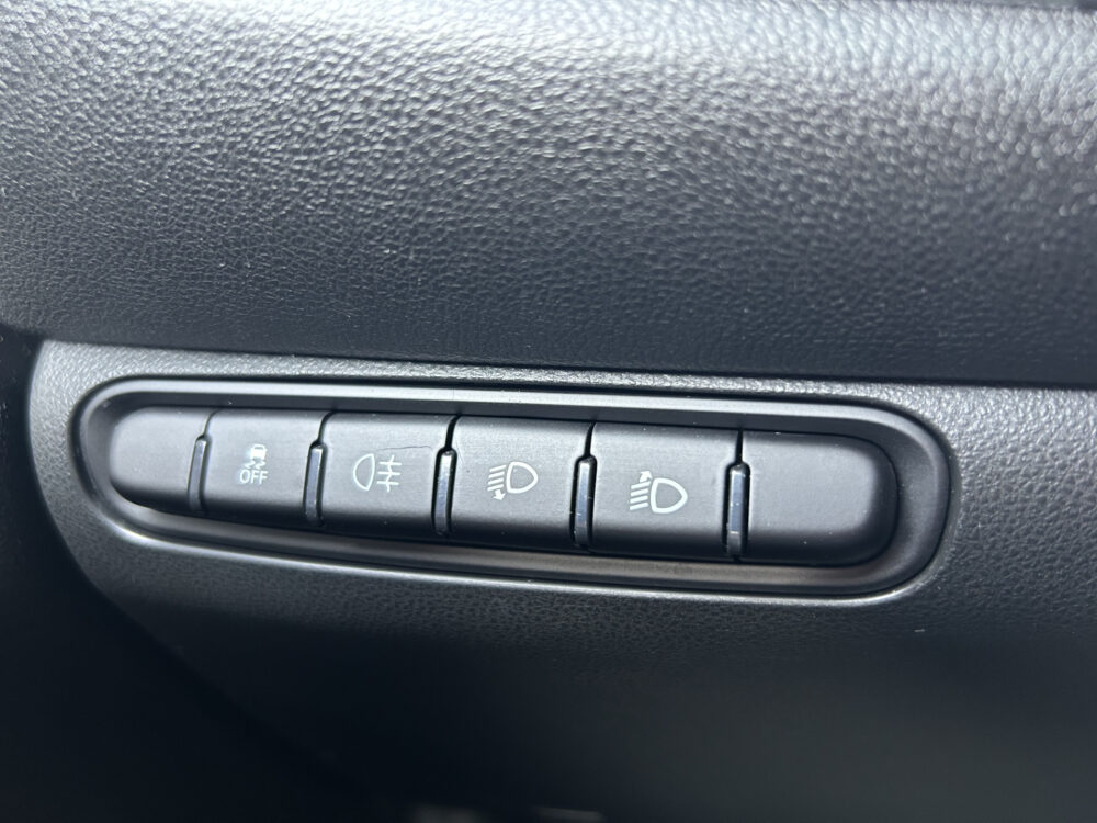 57260335-fiat-500-2023