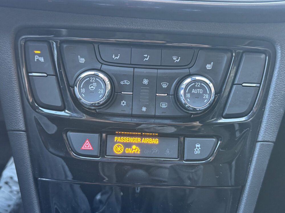 57290704-opel-mokka-x-2019