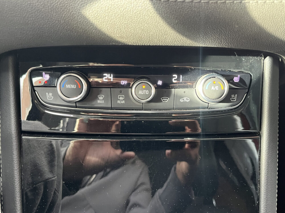57292794-opel-grandland-x-2021
