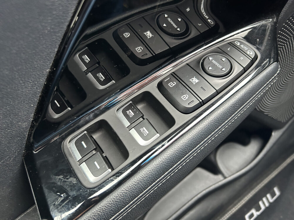 57322479-kia-niro-2019