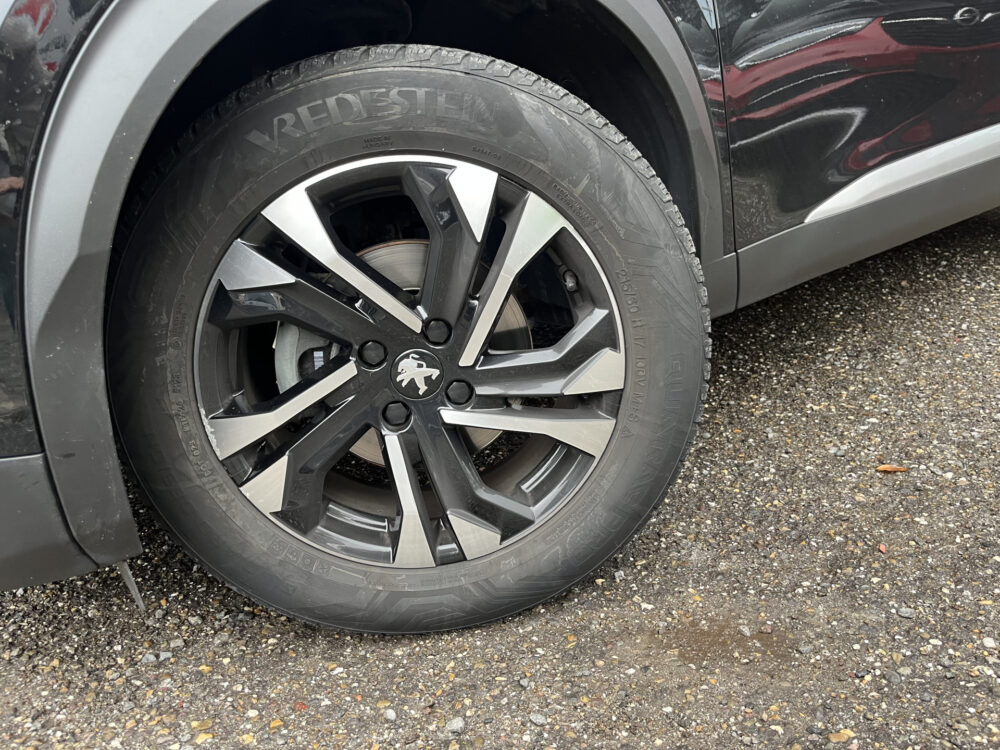 57322770-peugeot-2008-2020