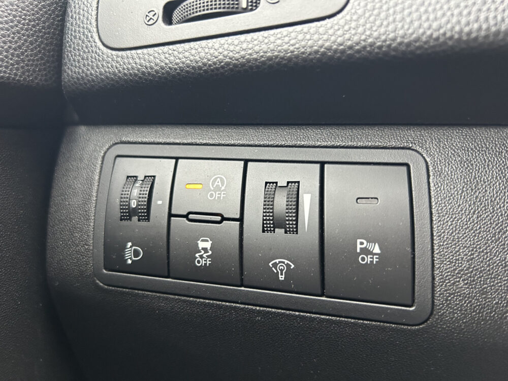 57381258-hyundai-ix20-2014