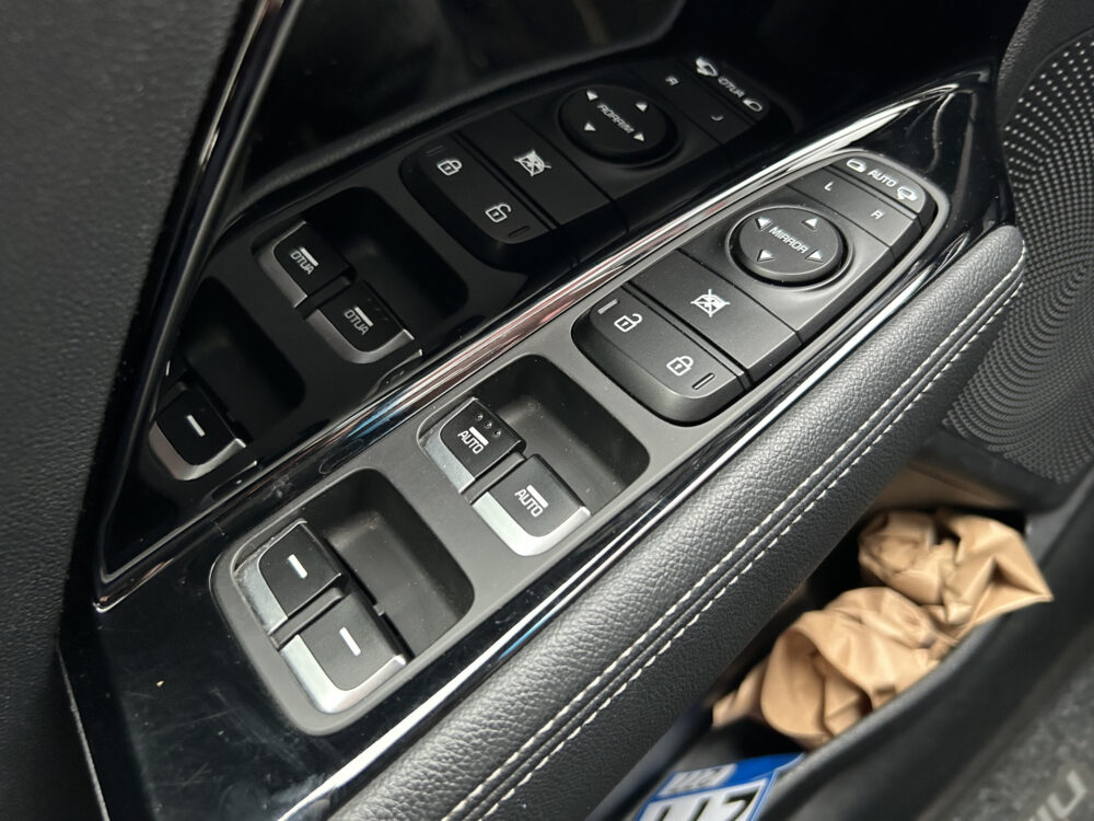 57396347-kia-niro-2020