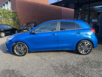 57456582-kia-rio-2021