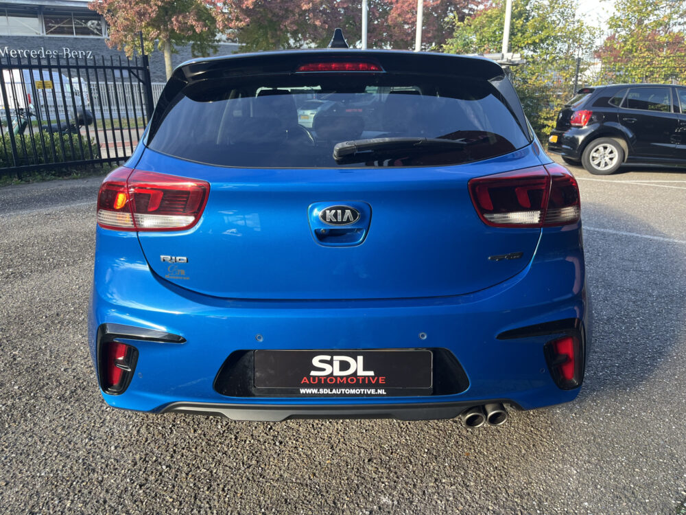 57456582-kia-rio-2021