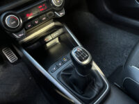 57456582-kia-rio-2021