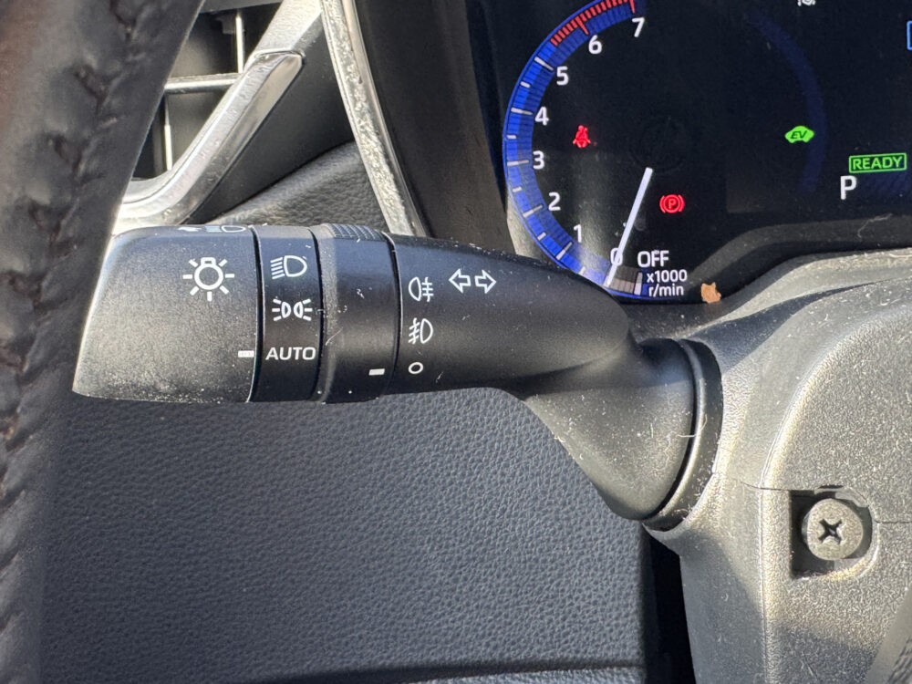 57457518-toyota-corolla-touring-sports-2020