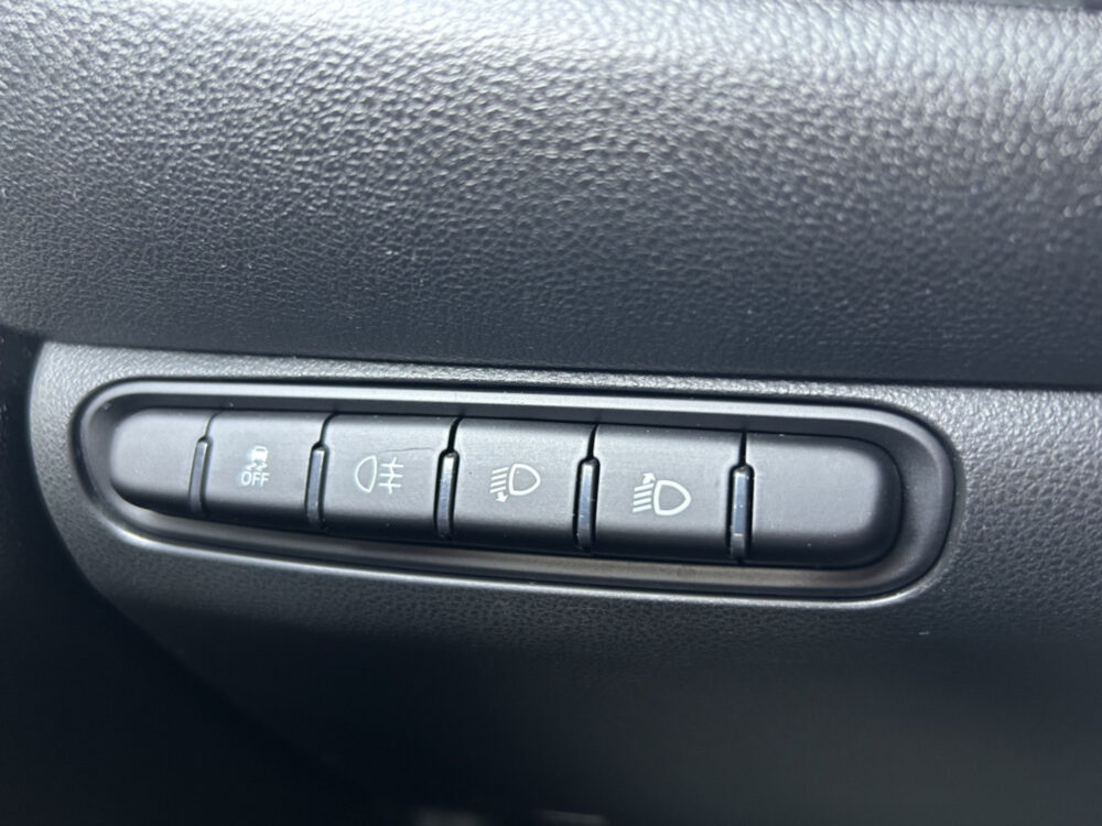 57458422-fiat-500-2023