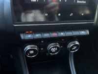 57513564-renault-captur-2020