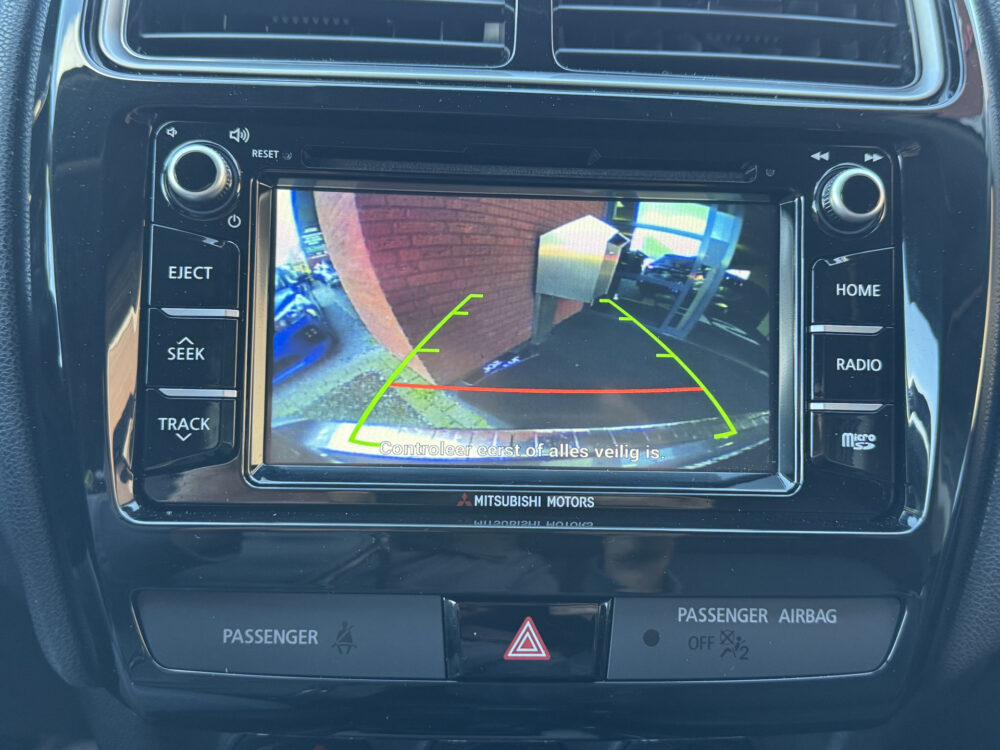 57514916-mitsubishi-asx-2019