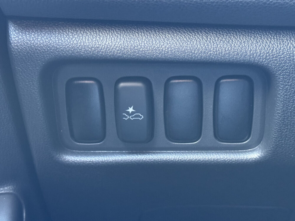57514916-mitsubishi-asx-2019