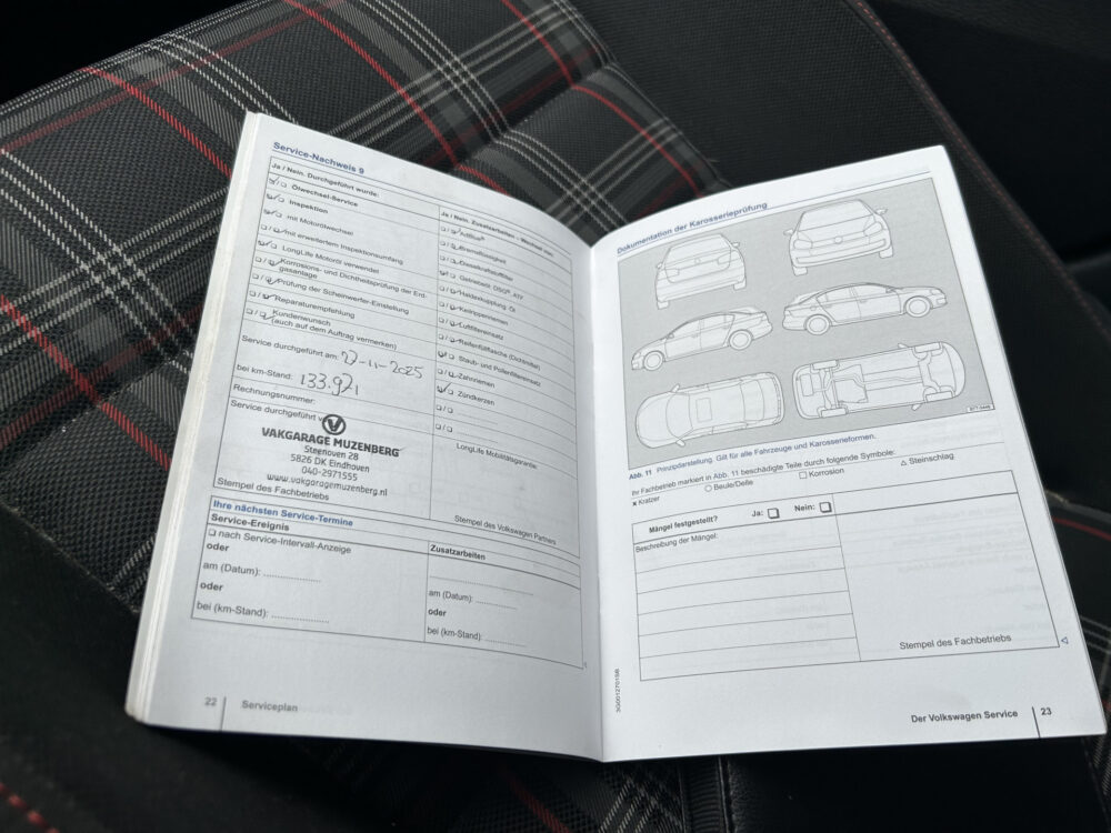 57529155-volkswagen-golf-2015