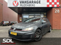 57529155-volkswagen-golf-2015