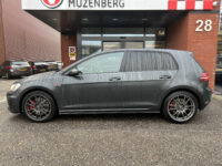 57529155-volkswagen-golf-2015
