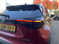 57562095-toyota-yaris-cross-2021