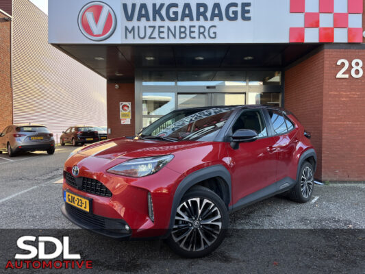 57562095-toyota-yaris-cross-2021