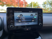 57562095-toyota-yaris-cross-2021