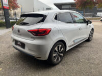 57568364-renault-clio-2020