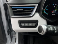 57568364-renault-clio-2020