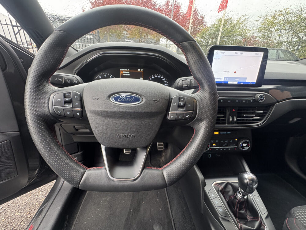 57596660-ford-focus-2020
