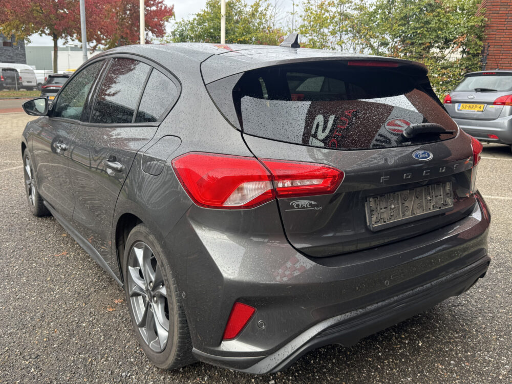 57596660-ford-focus-2020