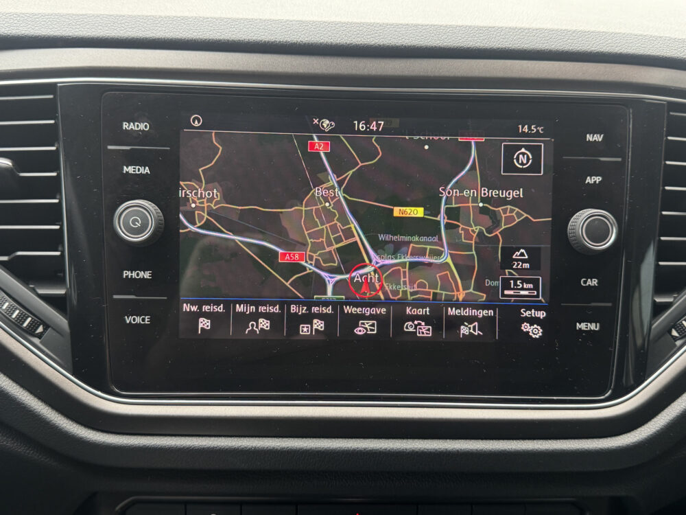 57597962-volkswagen-t-roc-2019