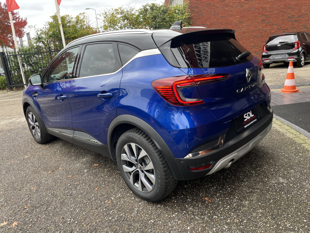 57650850-renault-captur-2020
