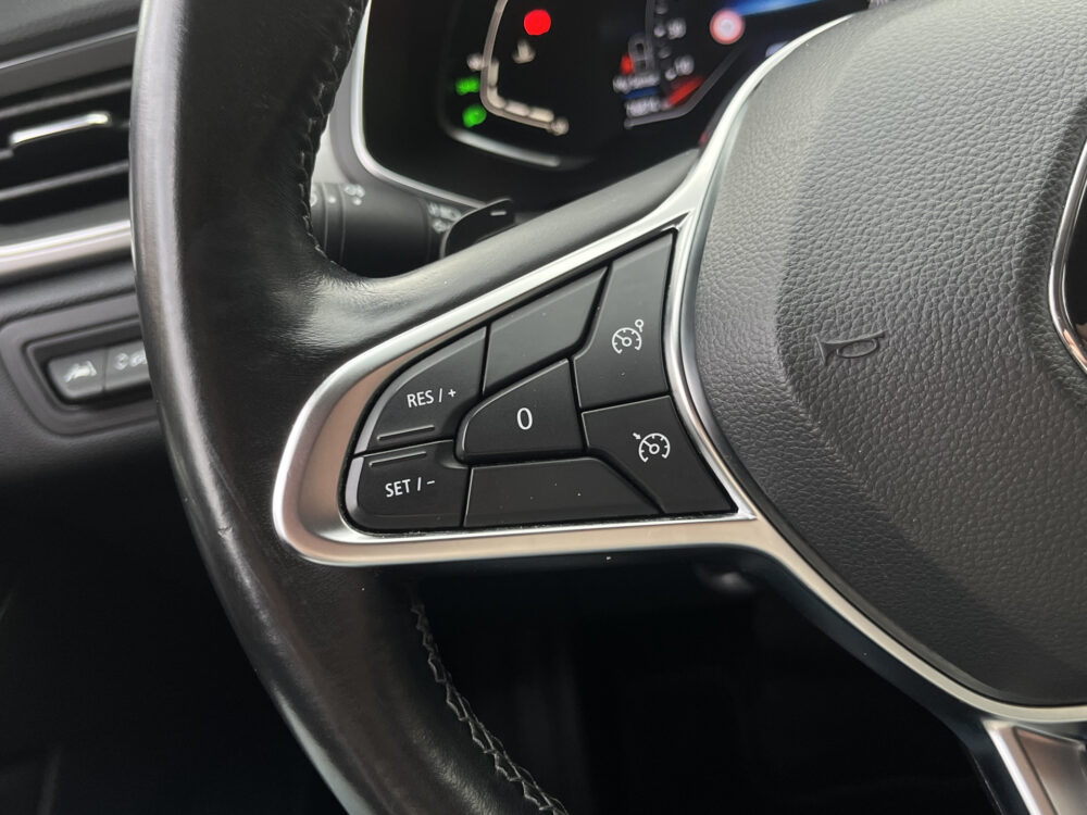 57650850-renault-captur-2020