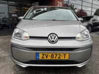 57672564-volkswagen-up-2019