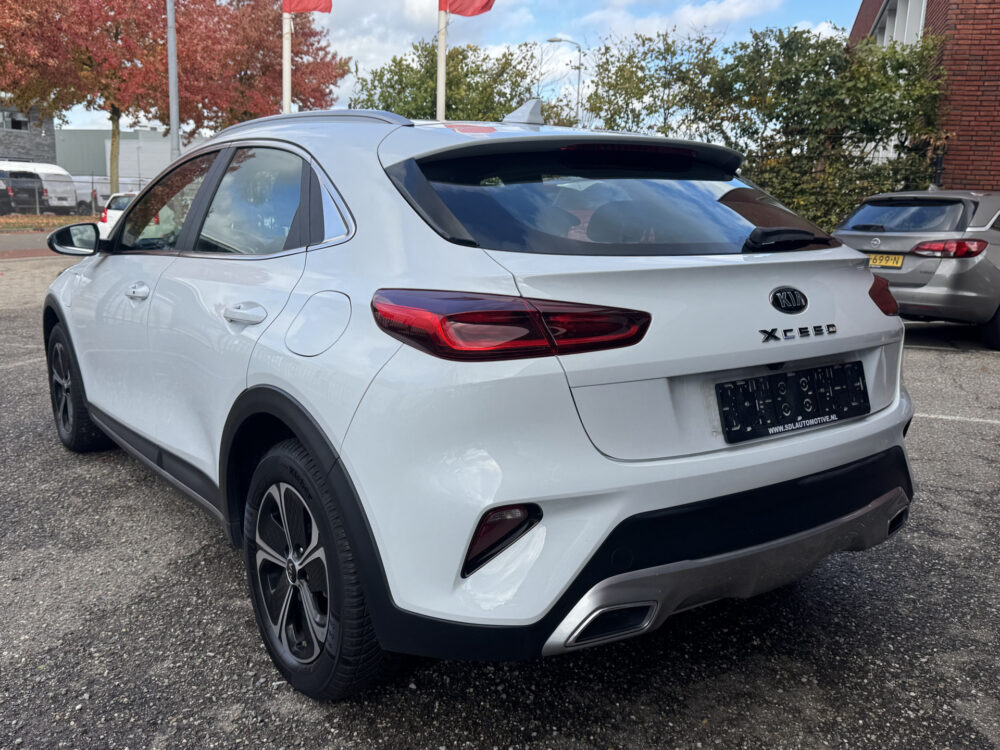 57678438-kia-xceed-2021