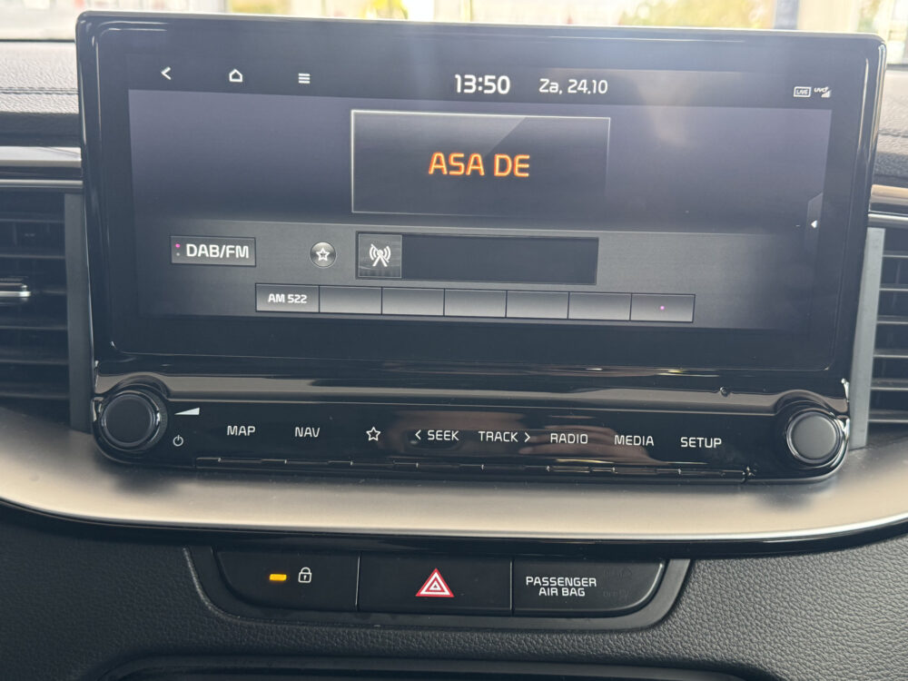 57678438-kia-xceed-2021