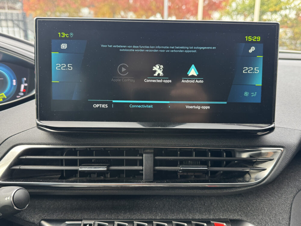 57679734-peugeot-3008-2022