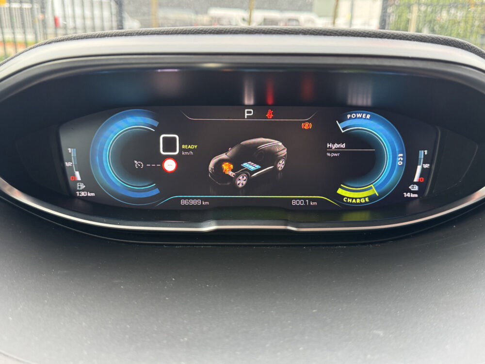 57679734-peugeot-3008-2022