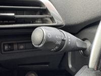 57679734-peugeot-3008-2022