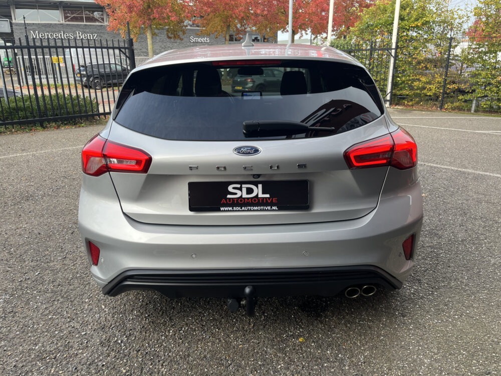 57701495-ford-focus-2019