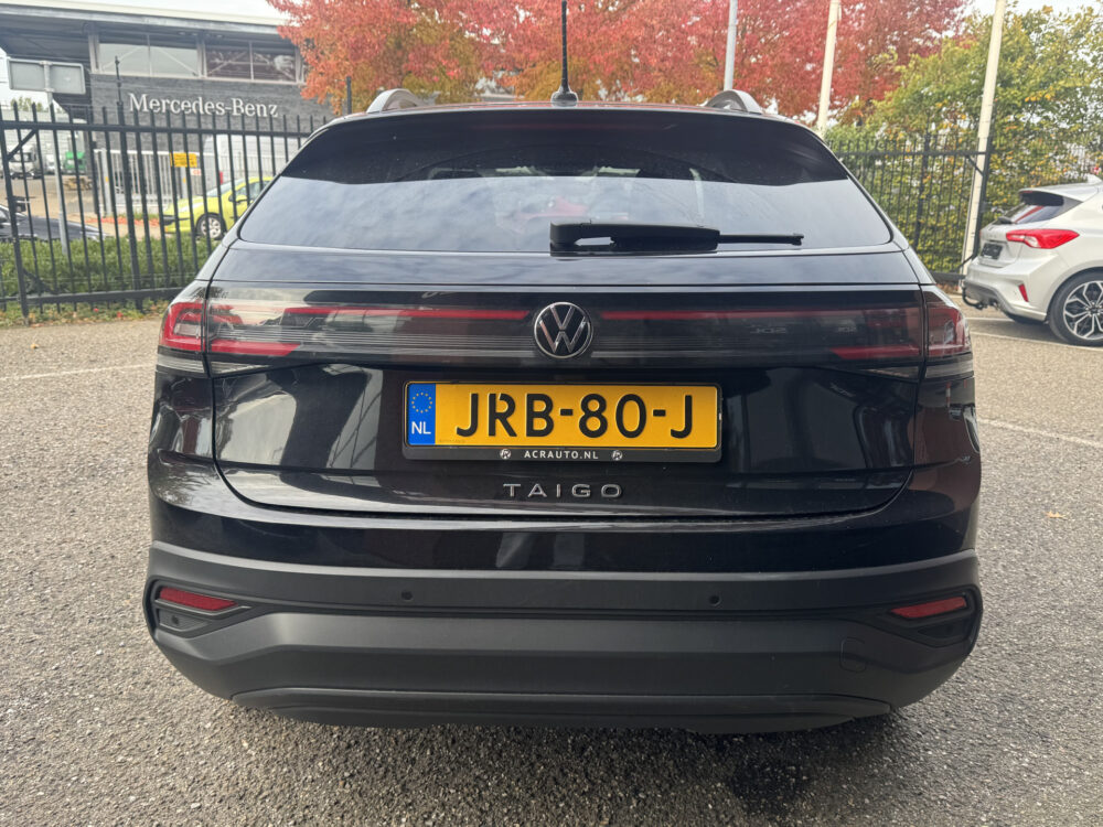 57724579-volkswagen-taigo-2023